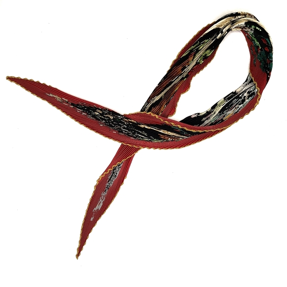 EUC Rare Hermès Plisse Silk Scarf - Picture 5 of 7